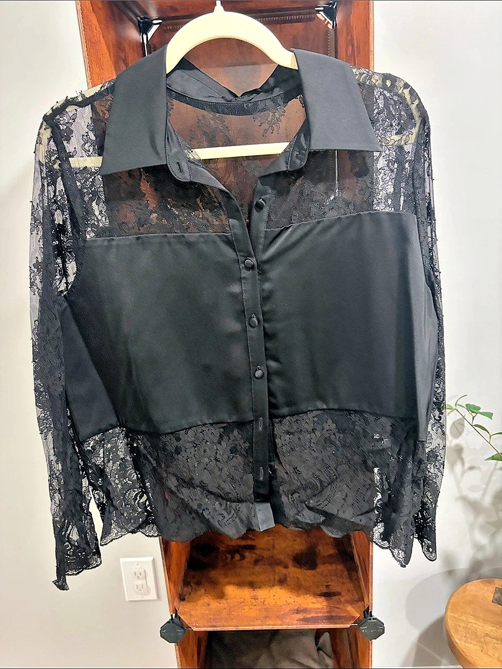 Aqua / Bloomingdales Black Lace Button Front Blouse Like New